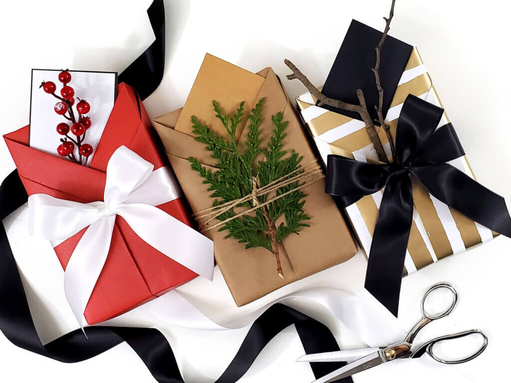 Holiday Themed Kimono Style Gift Wrapping