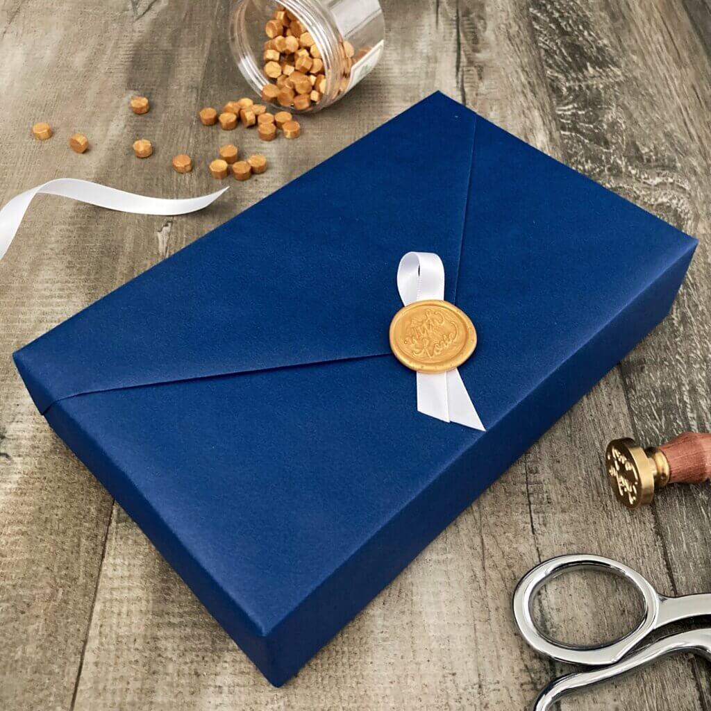 Envelope Fold Gift Wrapping