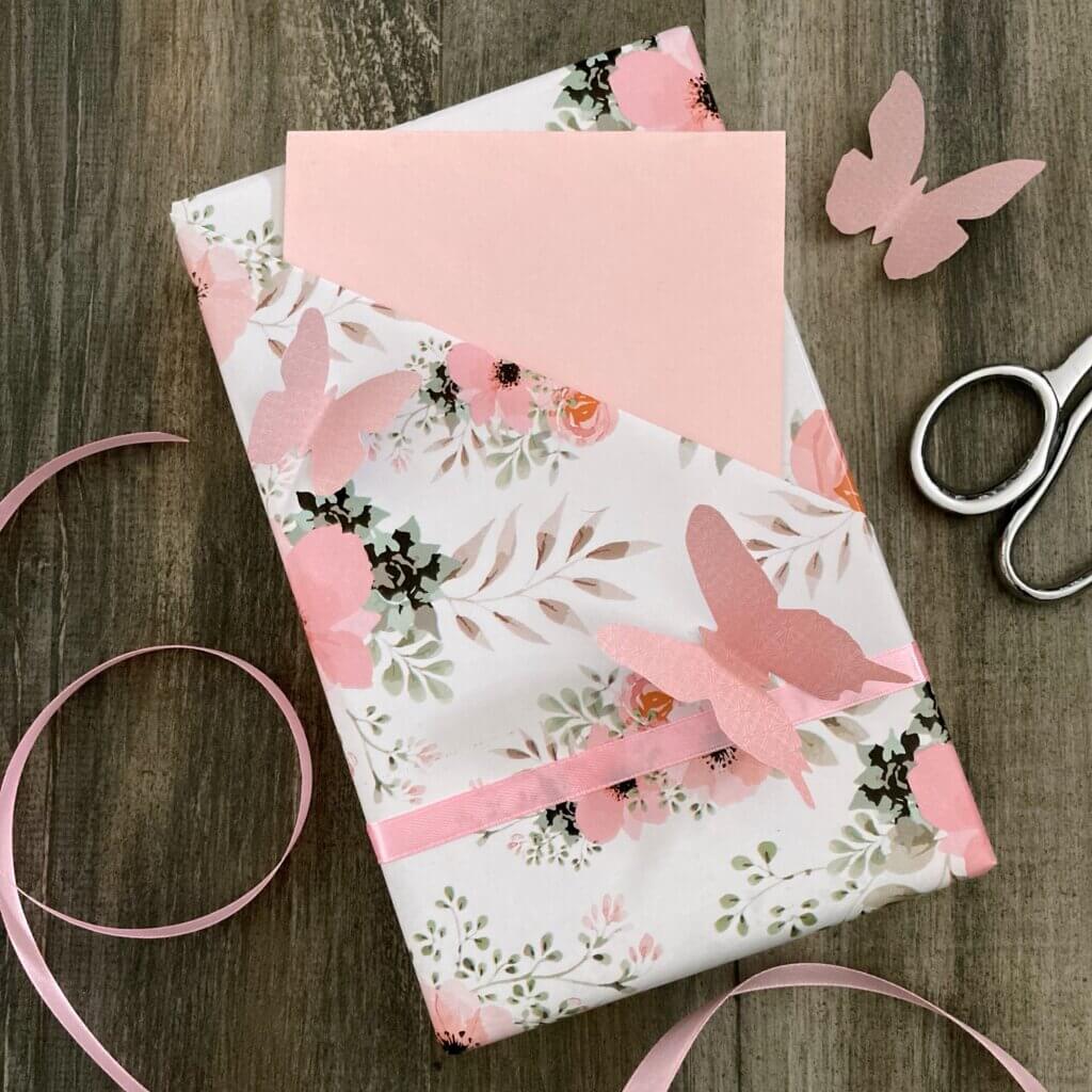 Spring Themed Pocket Gift Wrapping