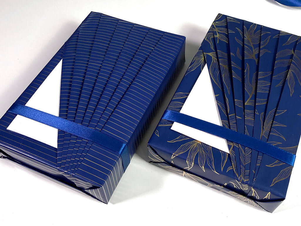 Fan Pleats Gift Wrapping Tutorial Gift Wrapping Love