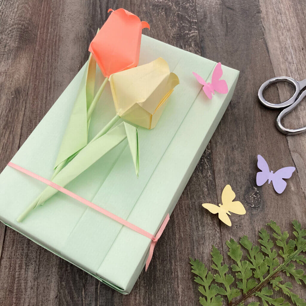 Paper Tulip Themed Gift Wrapping